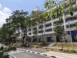 Bedok Central (D16), Shop House #568225511